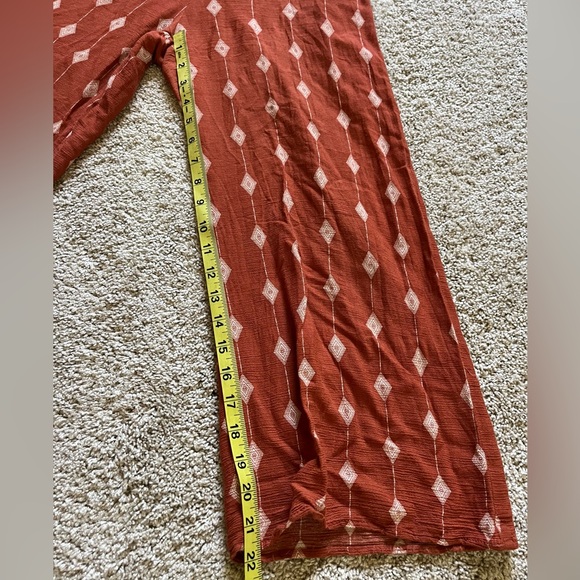 Blue Blush Women’s Size Medium Rust Cropped Jumpsuit Short Sleeve Bohemian - Picture 7 of 10